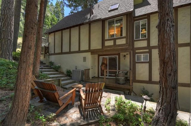 400 Merrimack Drive, Lake Arrowhead, CA 92352
