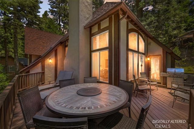 400 Merrimack Drive, Lake Arrowhead, CA 92352