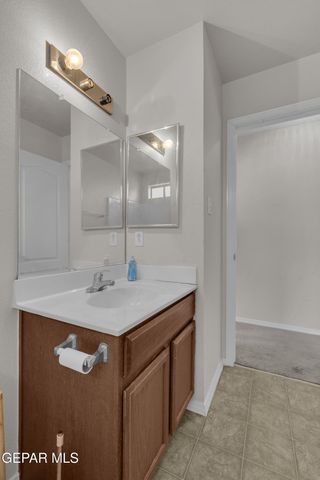 2705 SNOWY ROCK Place, El Paso, TX 79938