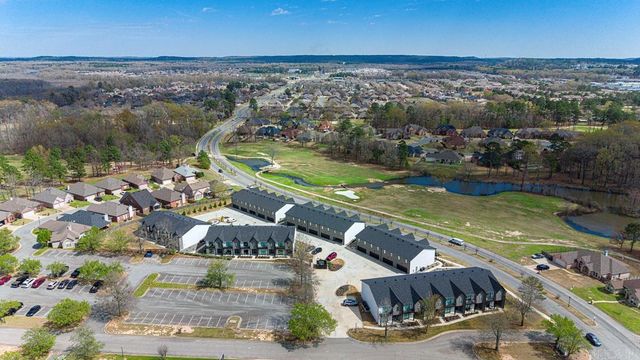 225 Country Club Parkway, Maumelle, AR 72113