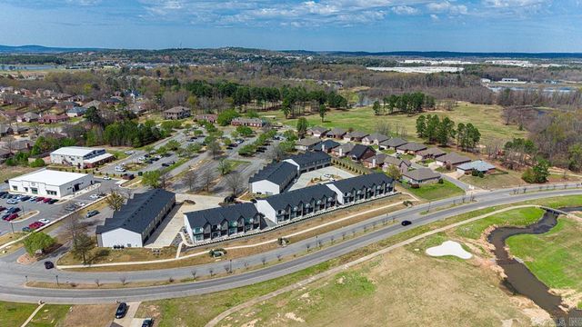 225 Country Club Parkway, Maumelle, AR 72113