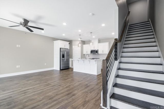 225 Country Club Parkway, Maumelle, AR 72113