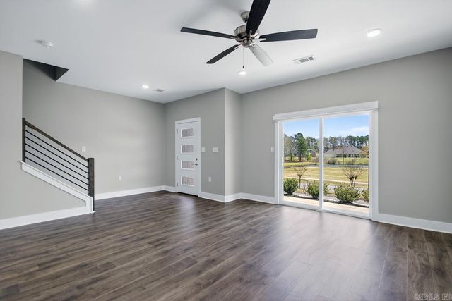 225 Country Club Parkway, Maumelle, AR 72113