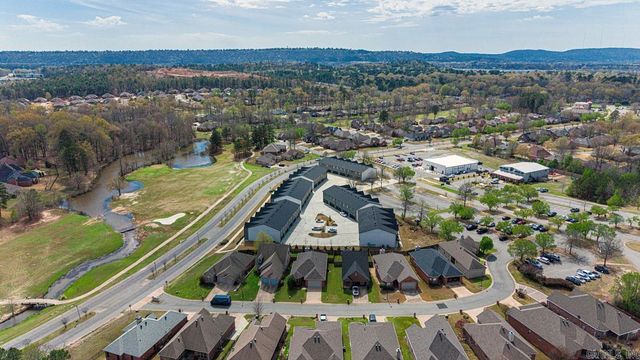 225 Country Club Parkway, Maumelle, AR 72113