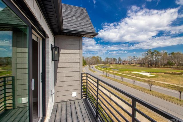 225 Country Club Parkway, Maumelle, AR 72113