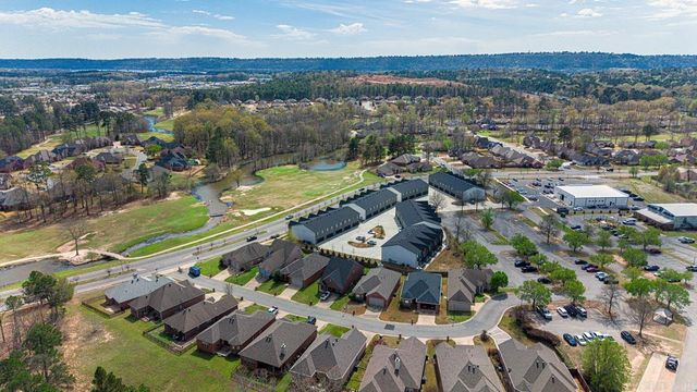 225 Country Club Parkway, Maumelle, AR 72113