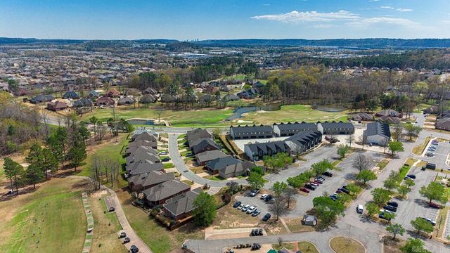 225 Country Club Parkway, Maumelle, AR 72113