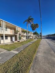 4565 DUHME ROAD 207, St Petersburg, FL 33708