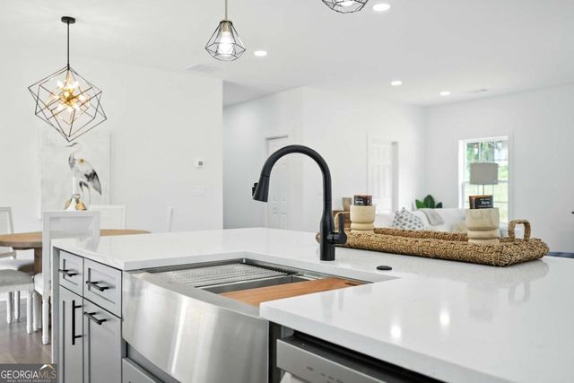 2048 Sugar Pike Road, Woodstock, GA 30188