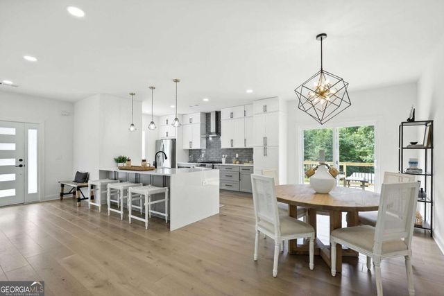 2048 Sugar Pike Road, Woodstock, GA 30188