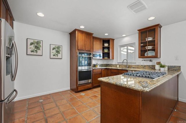 3225 Avenida De Loyola, Oceanside, CA 92056