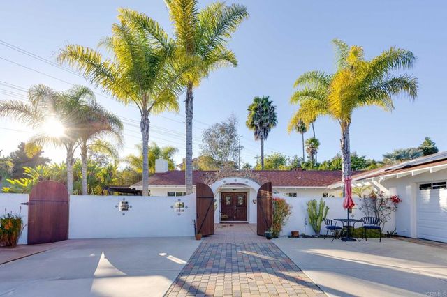 3225 Avenida De Loyola, Oceanside, CA 92056