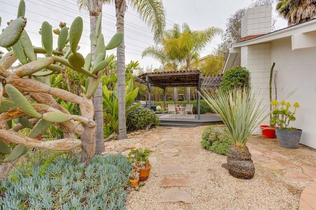 3225 Avenida De Loyola, Oceanside, CA 92056