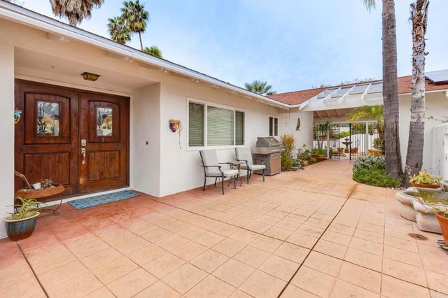 3225 Avenida De Loyola, Oceanside, CA 92056