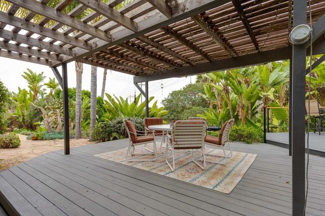 3225 Avenida De Loyola, Oceanside, CA 92056