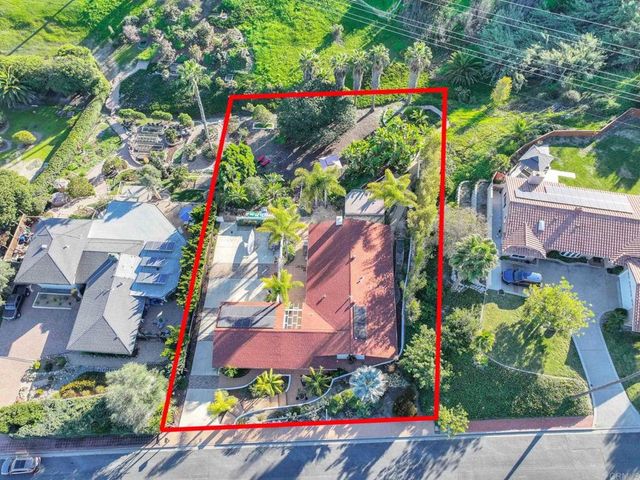 3225 Avenida De Loyola, Oceanside, CA 92056