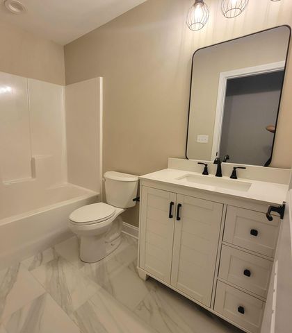 236 Sugartree Lane, Versailles, KY 40383