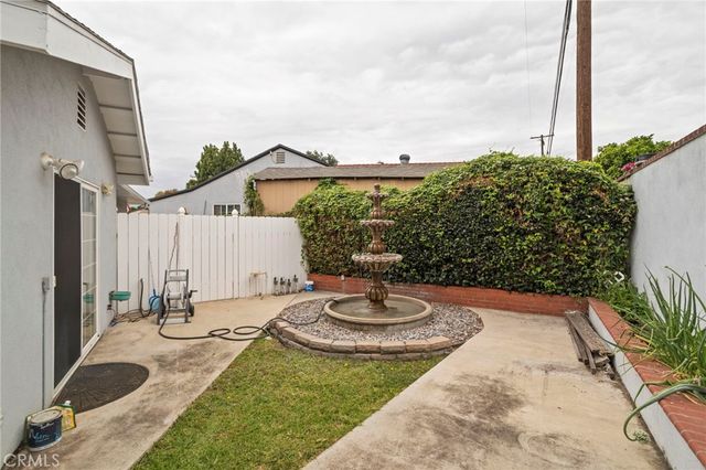 204 W Linfield, Glendora, CA 91740
