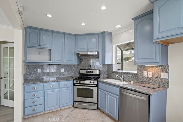 204 W Linfield, Glendora, CA 91740