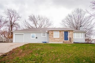 3823 S Sterling Avenue, Independence, MO 64052