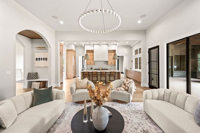 1529 Sam Houston Dr, Brentwood, TN 37027