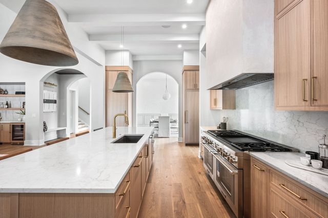 1529 Sam Houston Dr, Brentwood, TN 37027