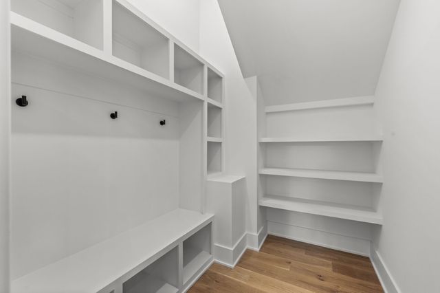 1529 Sam Houston Dr, Brentwood, TN 37027