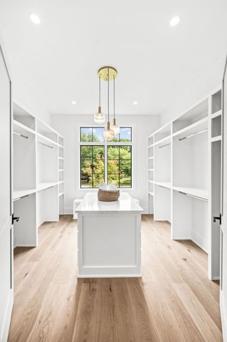 1529 Sam Houston Dr, Brentwood, TN 37027