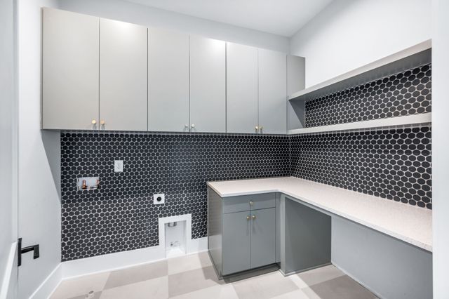 1529 Sam Houston Dr, Brentwood, TN 37027