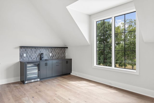 1529 Sam Houston Dr, Brentwood, TN 37027