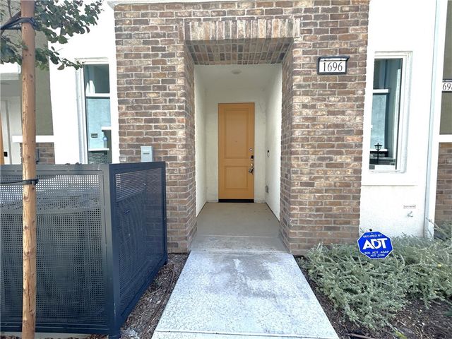 1696 Cayton, West Covina, CA 91790