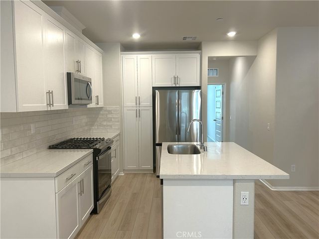 1696 Cayton, West Covina, CA 91790