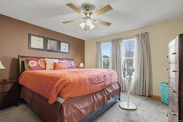 25634 Pack Trail, South Bend, IN 46628