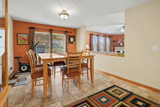 25634 Pack Trail, South Bend, IN 46628