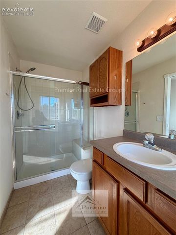 2225 Stepping Stones Way A, Colorado Springs, CO 80904