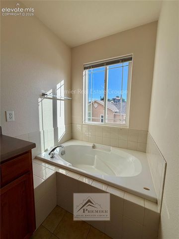 2225 Stepping Stones Way A, Colorado Springs, CO 80904