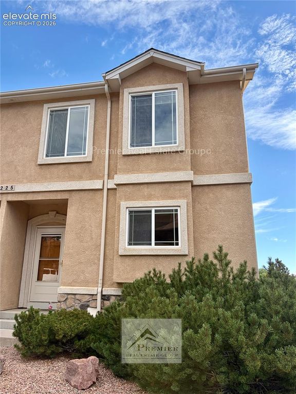 2225 Stepping Stones Way A, Colorado Springs, CO 80904