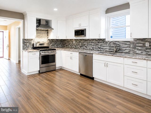 904 WESTERLY DR, Marlton, NJ 08053