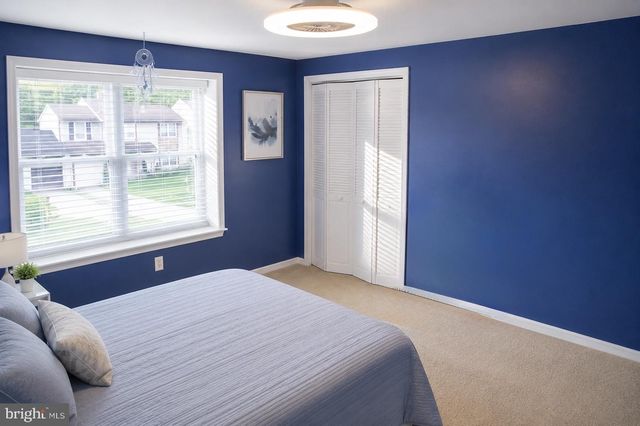 904 WESTERLY DR, Marlton, NJ 08053