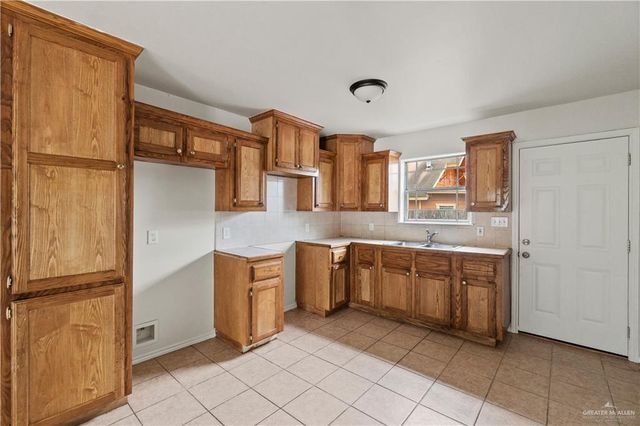 523 Perkins Avenue, Mission, TX 78572