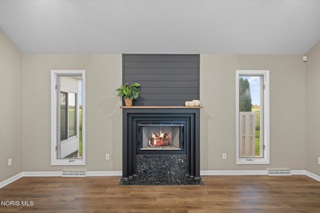 4616 Pickle Road, Oregon, OH 43616