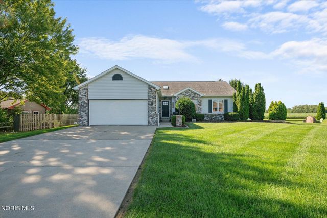 4616 Pickle Road, Oregon, OH 43616