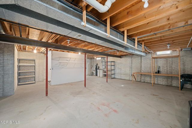 4616 Pickle Road, Oregon, OH 43616