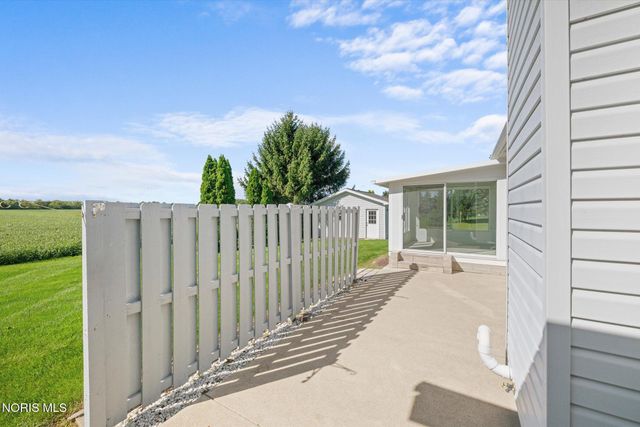 4616 Pickle Road, Oregon, OH 43616