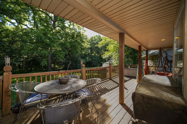 8467 W Placer Lane, Willard, MO 65781