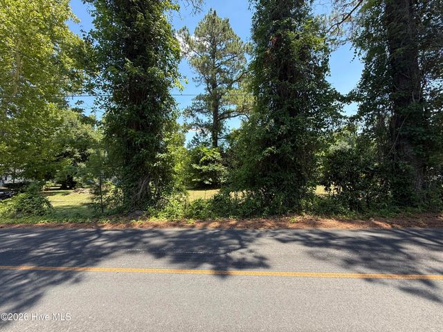 2518 Old Wrightsboro Road, Wilmington, NC 28405