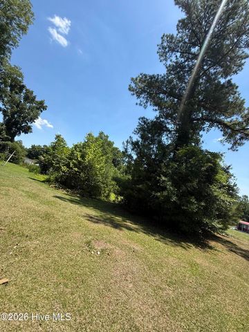 2518 Old Wrightsboro Road, Wilmington, NC 28405