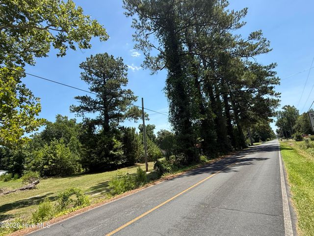 2518 Old Wrightsboro Road, Wilmington, NC 28405