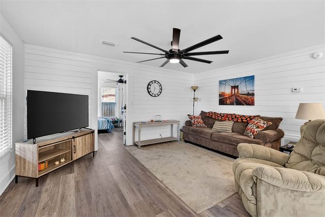 3015 E 3rd Street, Brunswick, GA 31520