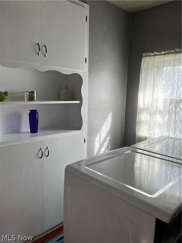 4422 Lincoln Avenue, Shadyside, OH 43947